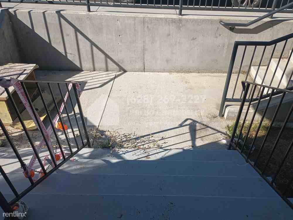 1624 Sacramento St - Photo 3 of 9