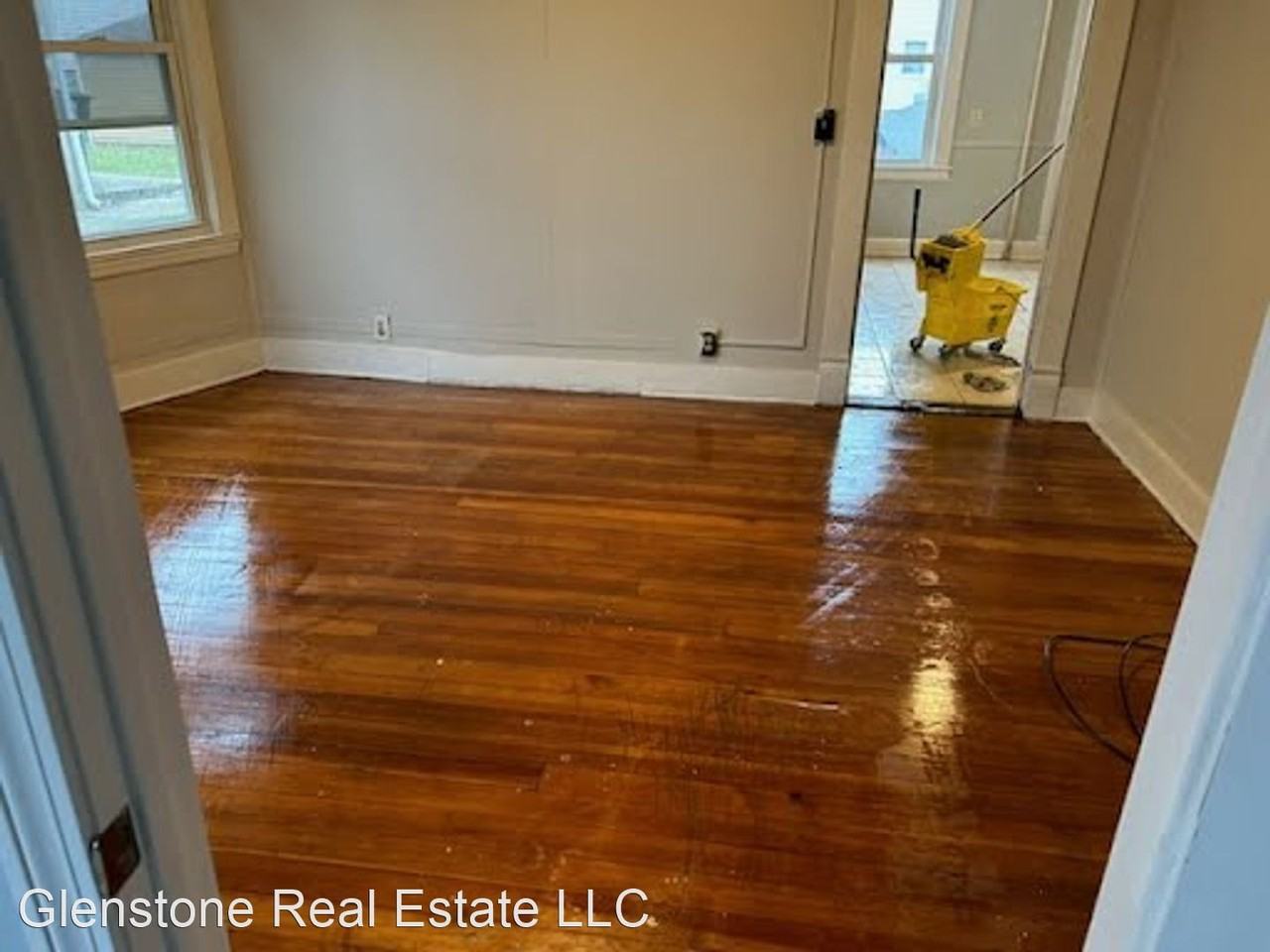 875 - 877 Bank Street - Photo 3 of 9