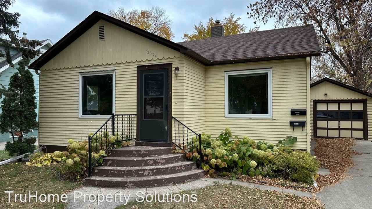 2014 1st Ave N, Grand Forks, ND 58203 4 Bedroom House for 1,460/month Zumper