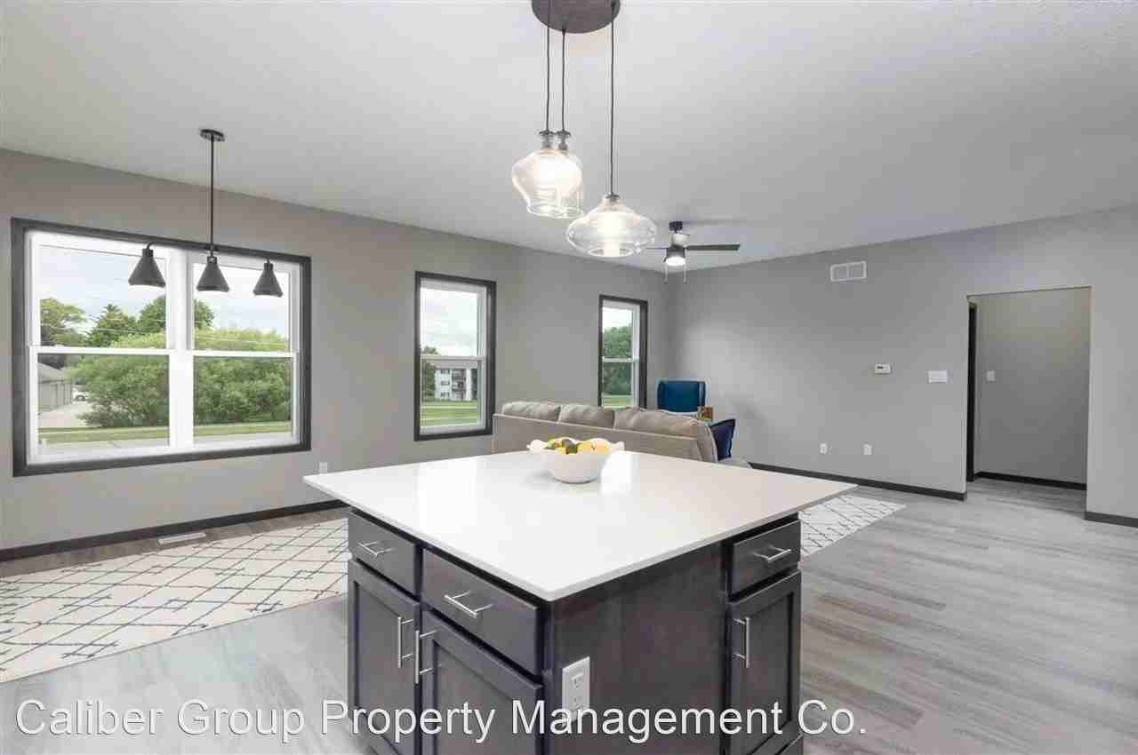 113 Cathy Jean Ct - Photo 2 of 7