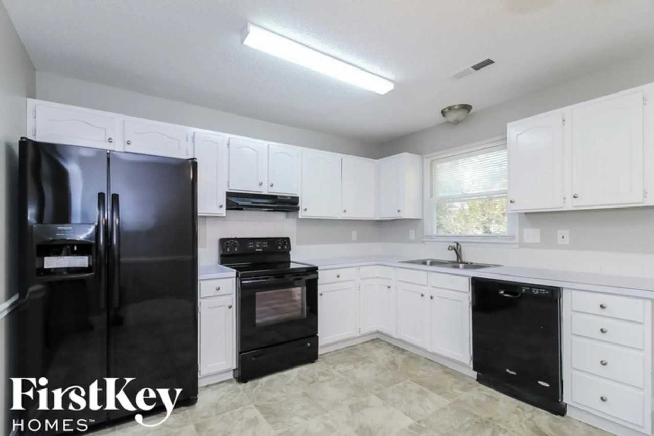 4005 Primrose Path - Photo 3 of 12