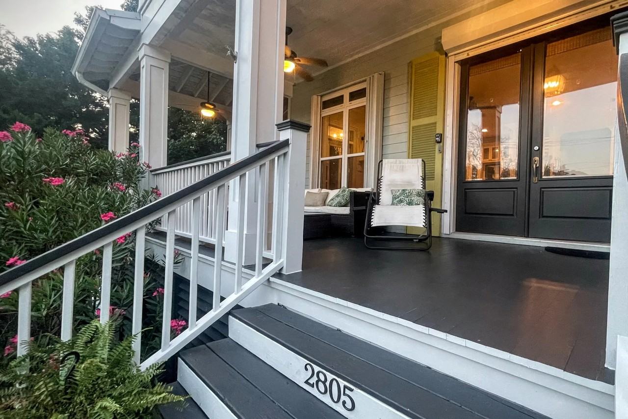 2805 Washington Ave - Photo 2 of 50