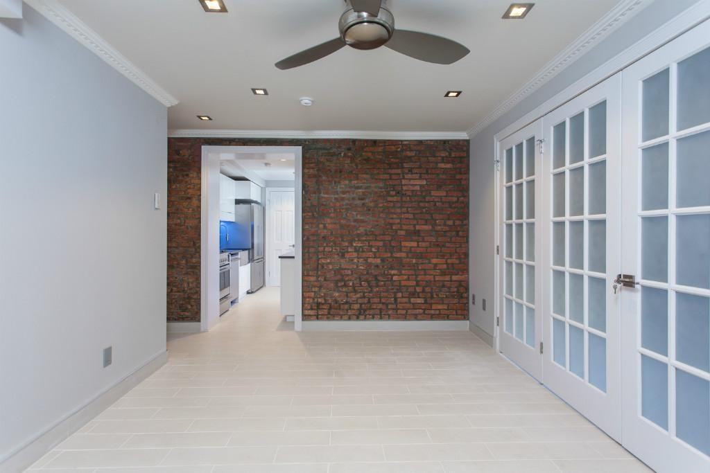 221 E 11th St #GCD - Photo 3 of 7