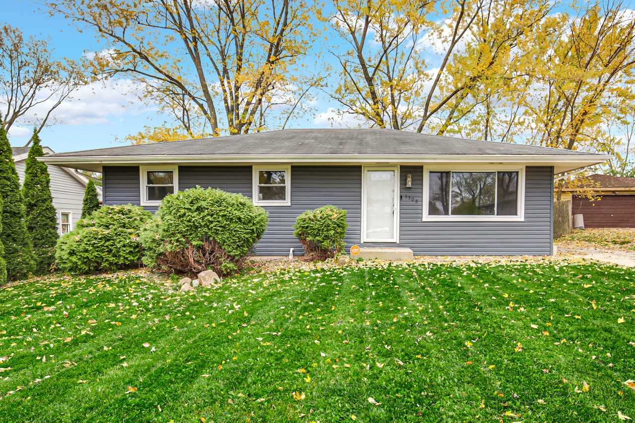 5305 W 78th Ln - Photo 2 of 18