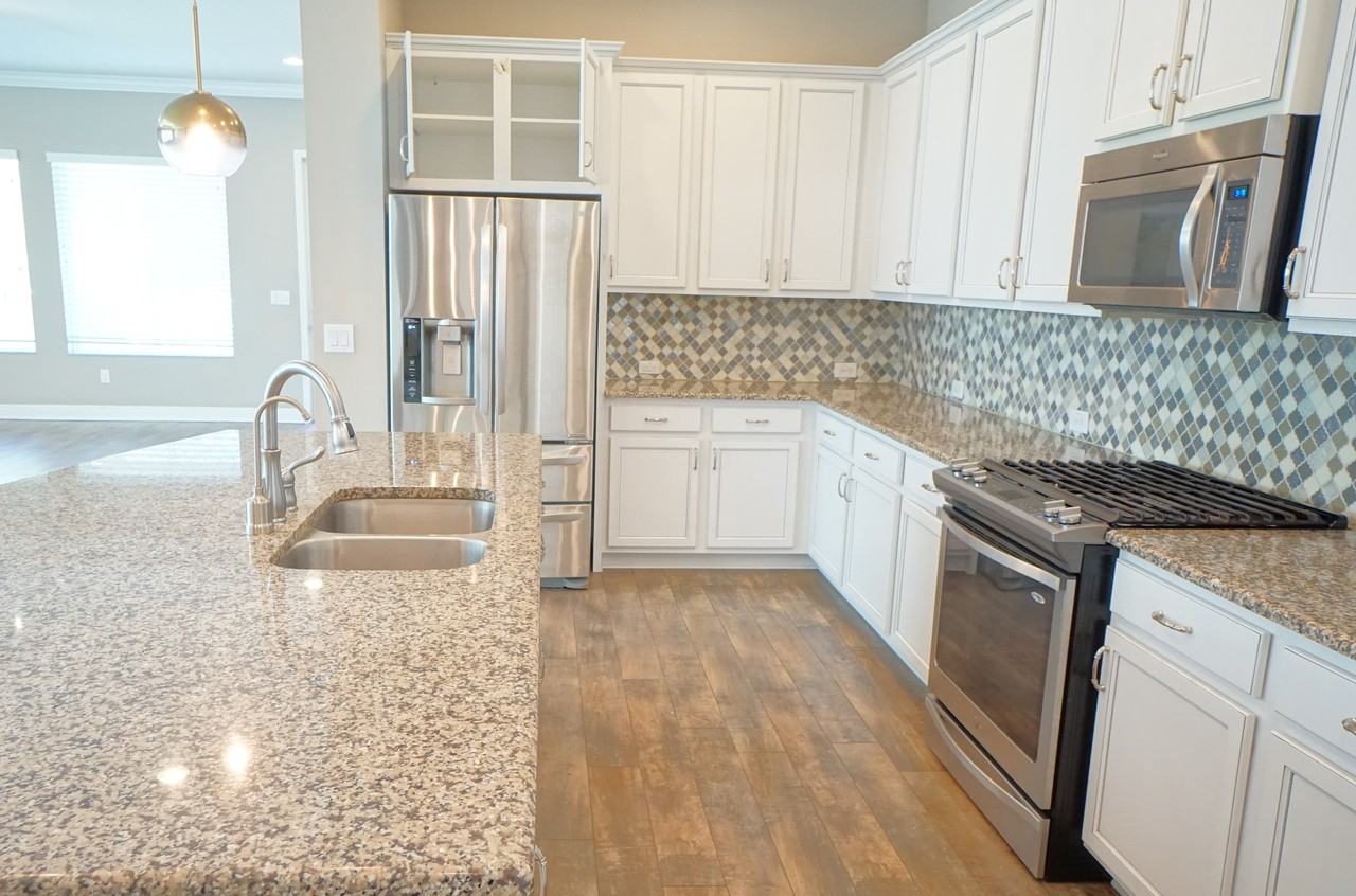 1325 Cadence Ct - Photo 7 of 41