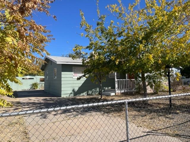 3711 E Robin Ln - Photo 2 of 12