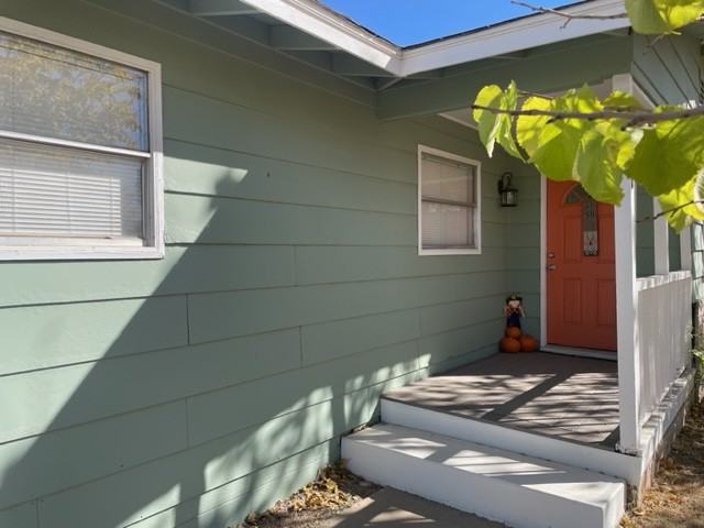 3711 E Robin Ln - Photo 3 of 12