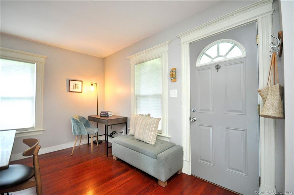 10 Cottage St - Photo 2 of 20