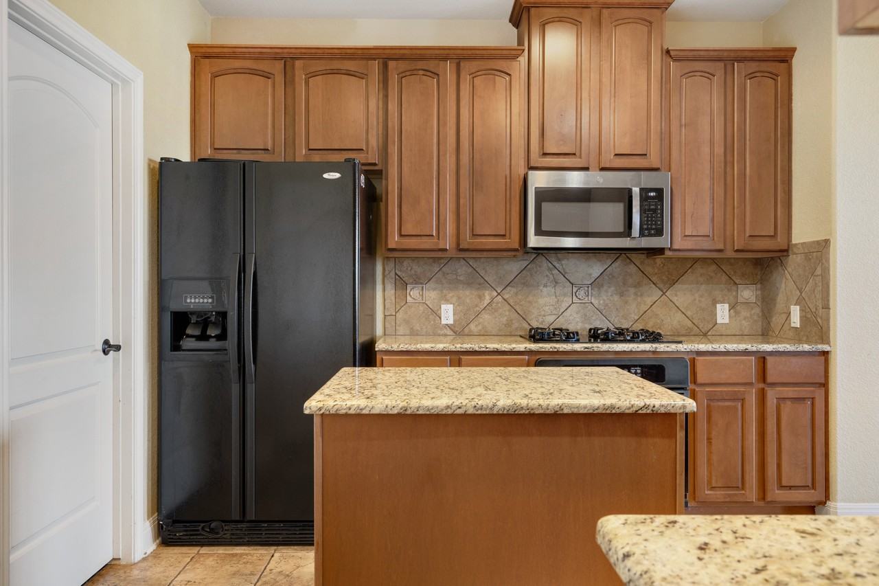103 Aria Rdg #902 - Photo 2 of 19
