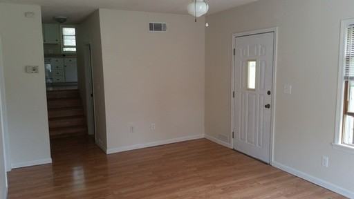 125 Curwood Rd - Photo 3 of 8