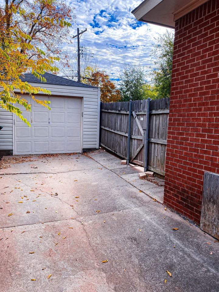 5416 N Francis Ave #NA - Photo 2 of 15