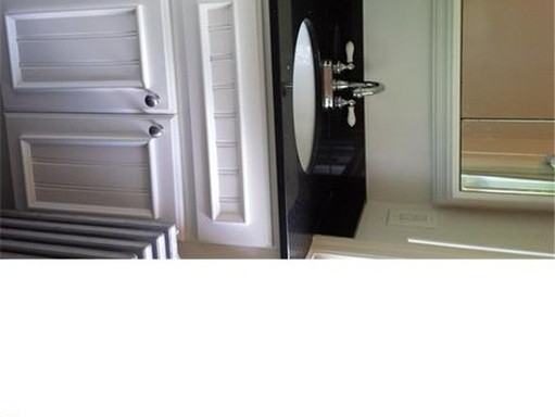 3 Baron De Hirsch Rd - Photo 2 of 9