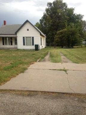 502 E Monroe St - Photo 3 of 9
