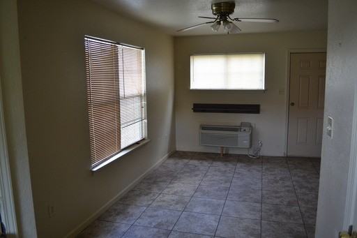 232 Ambrea St - Photo 2 of 5