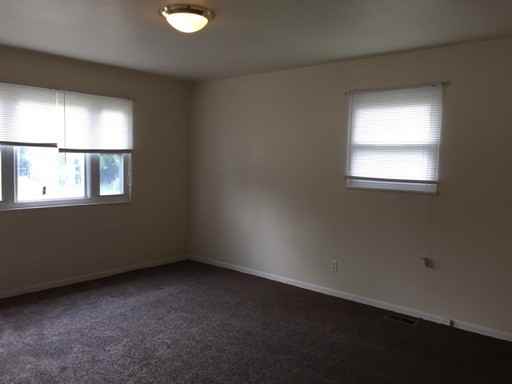 2416 Sharon Ave - Photo 2 of 8
