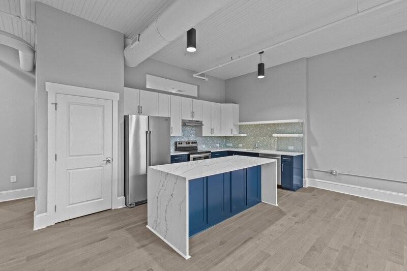 157 Howard St - Photo 3 of 14
