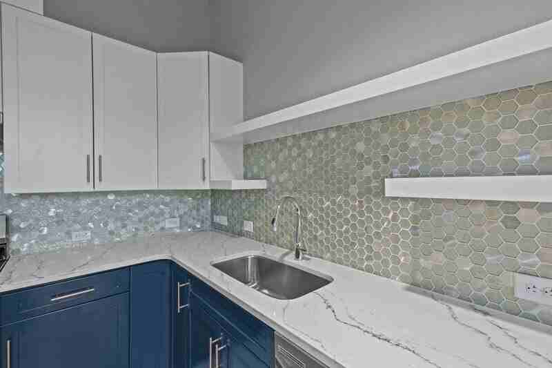 157 Howard St - Photo 6 of 14