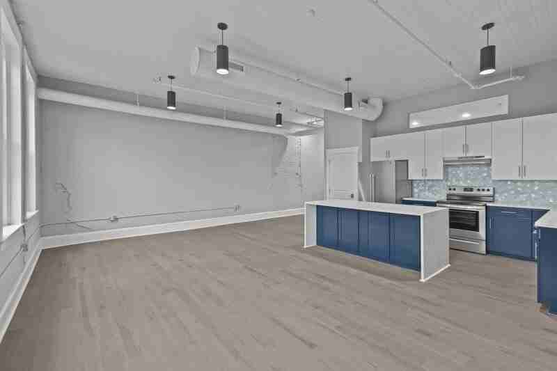 157 Howard St - Photo 7 of 14