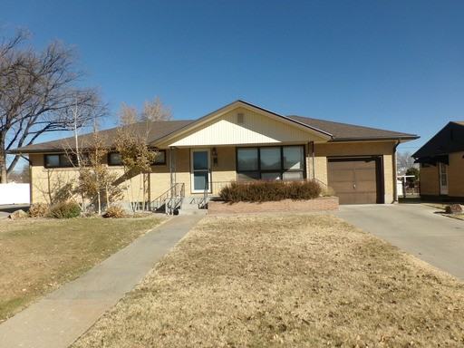 39 Amherst Ave - Photo 3 of 19