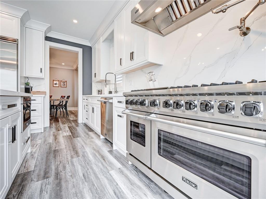 96 Springview Drive - Photo 3 of 8