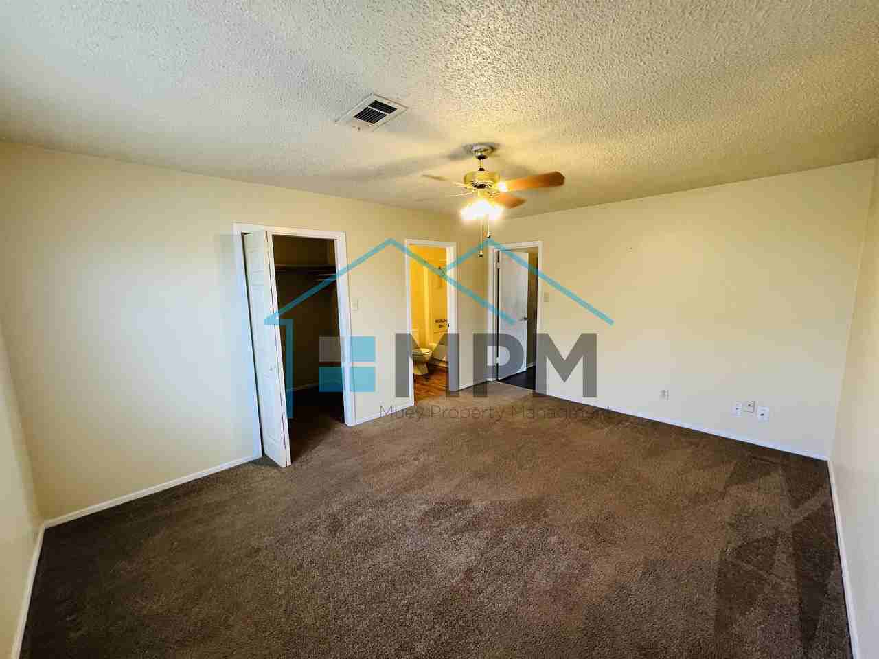 54 Colonial Dr #C - Photo 5 of 16