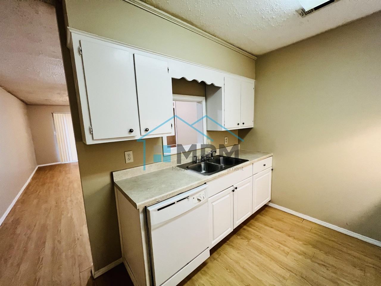 141 Jennifer Ln #21 - Photo 5 of 10