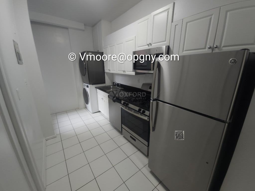 W 104th St - Photo 3 of 8