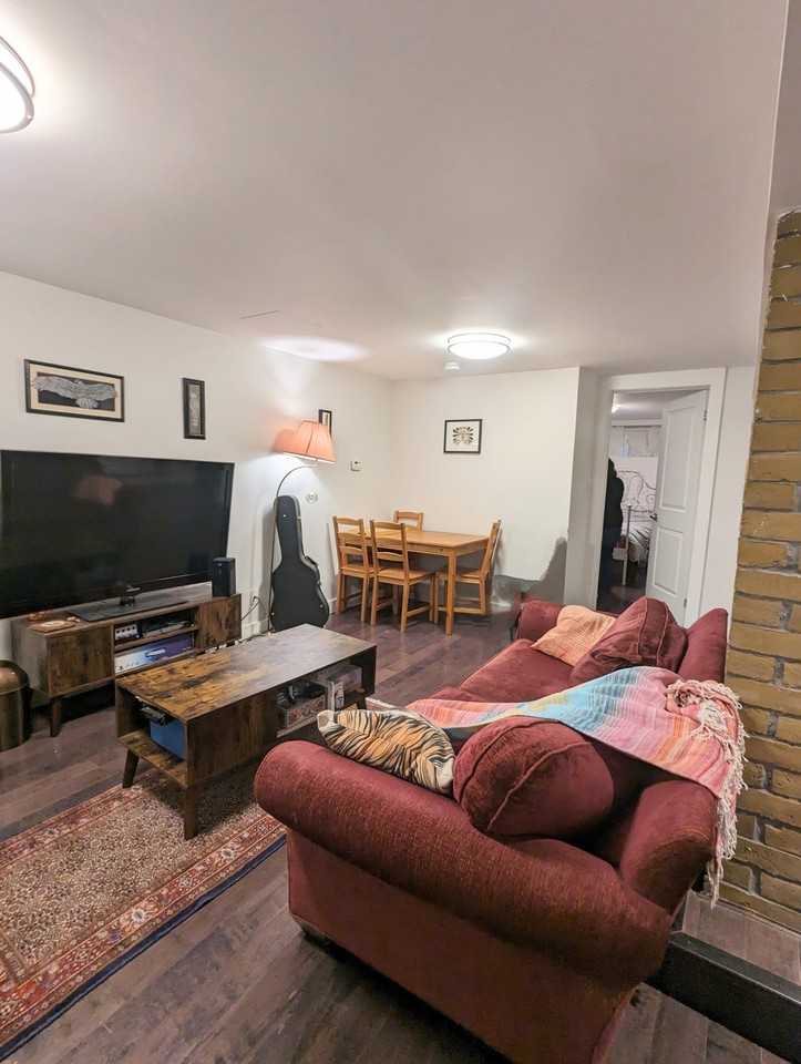 130 Albany Avenue #B - Photo 4 of 18