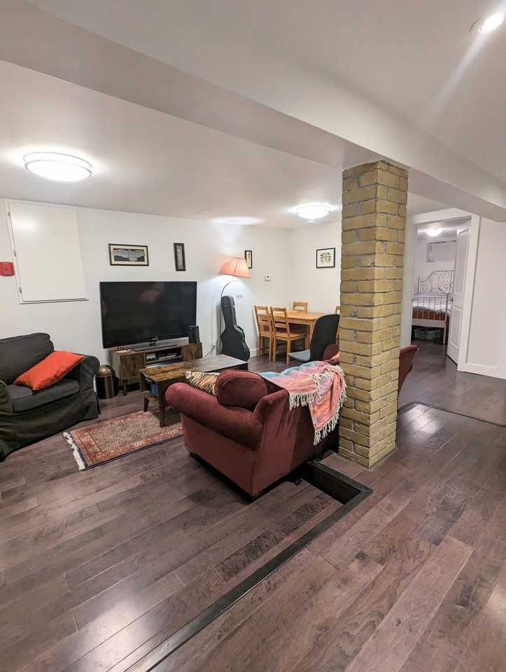 130 Albany Avenue #B - Photo 6 of 18