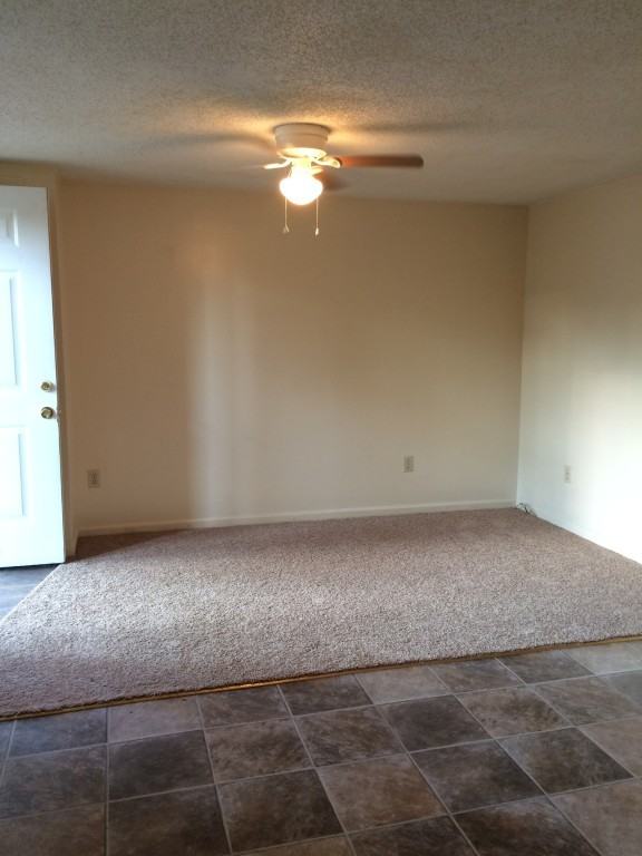 904 Darnell St - Photo 2 of 9