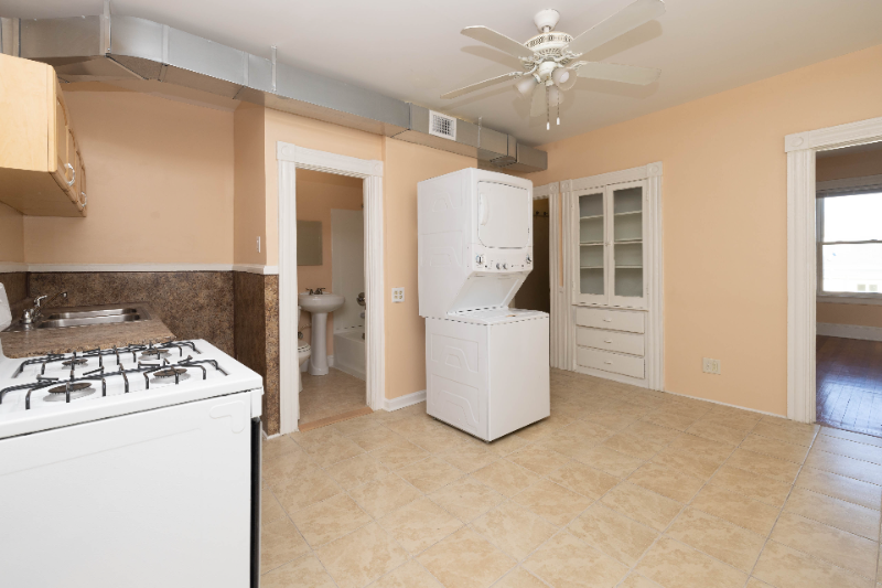 91 Booth St #3S - Photo 2 of 9