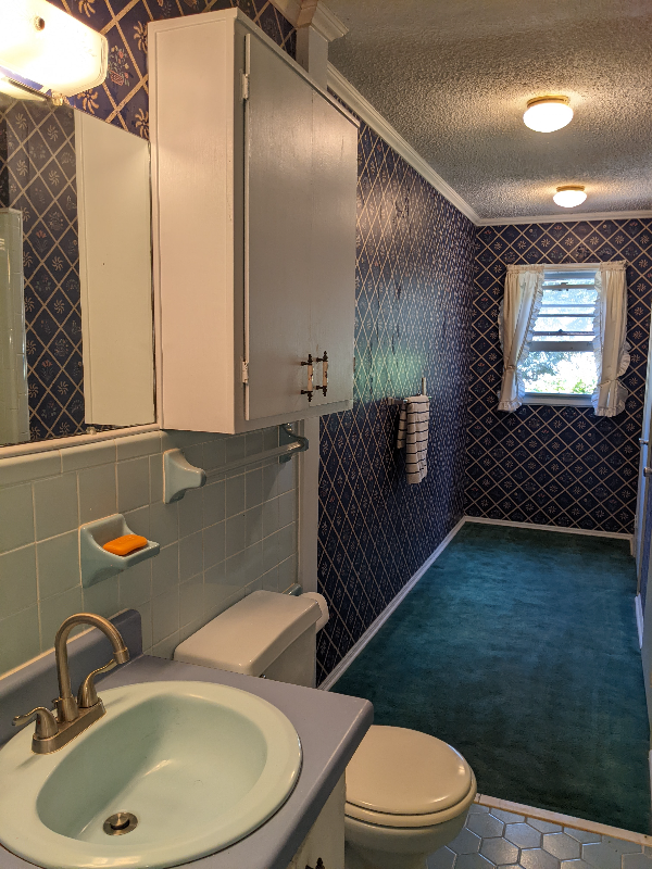 3114 Gilbert St - Photo 2 of 38