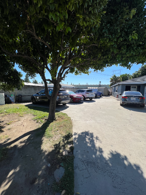 14123 Mcclure Ave - Photo 3 of 10