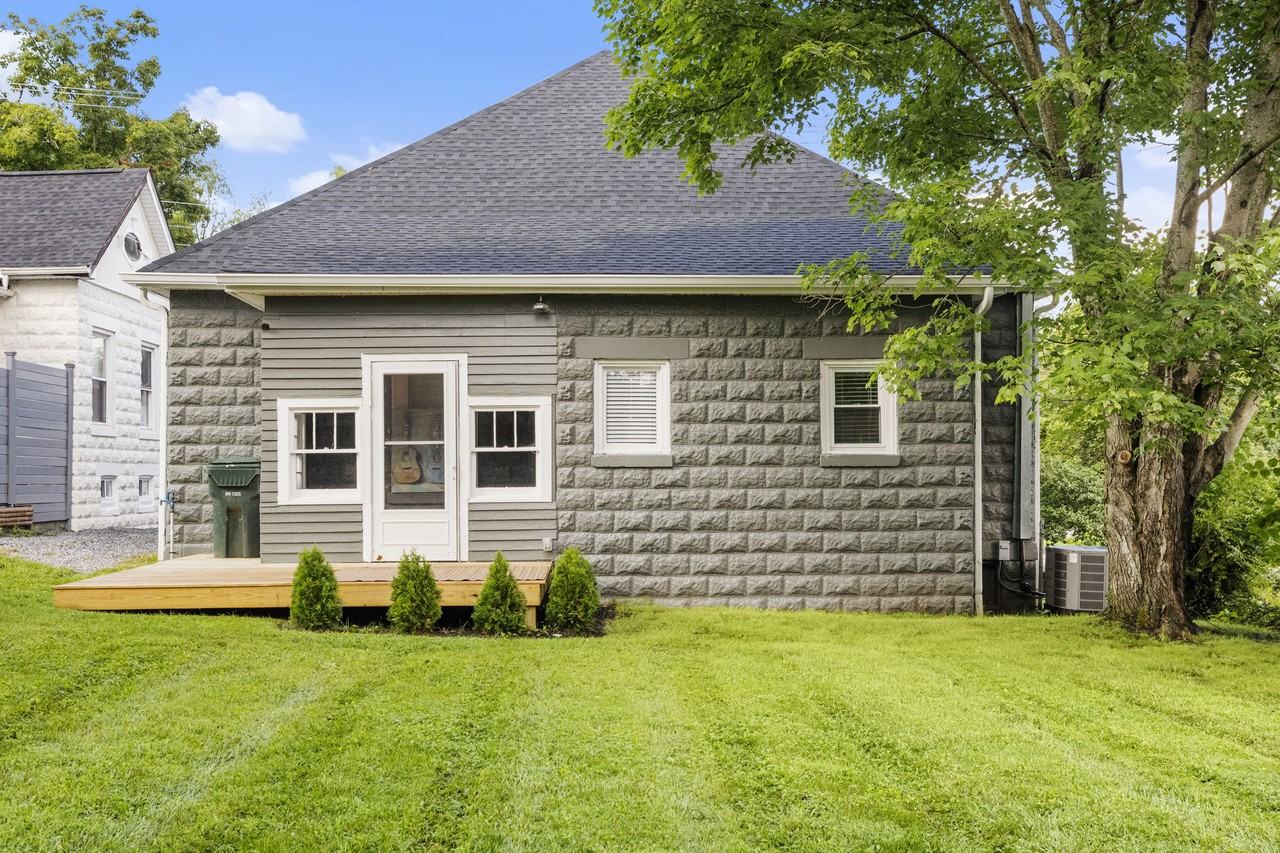 1279 Mary St #NA - Photo 2 of 39