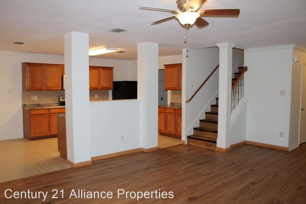7660 Scarlet View Trl - Photo 3 of 37
