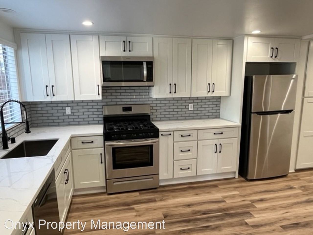 3742 Via De La Bandola - Photo 2 of 10