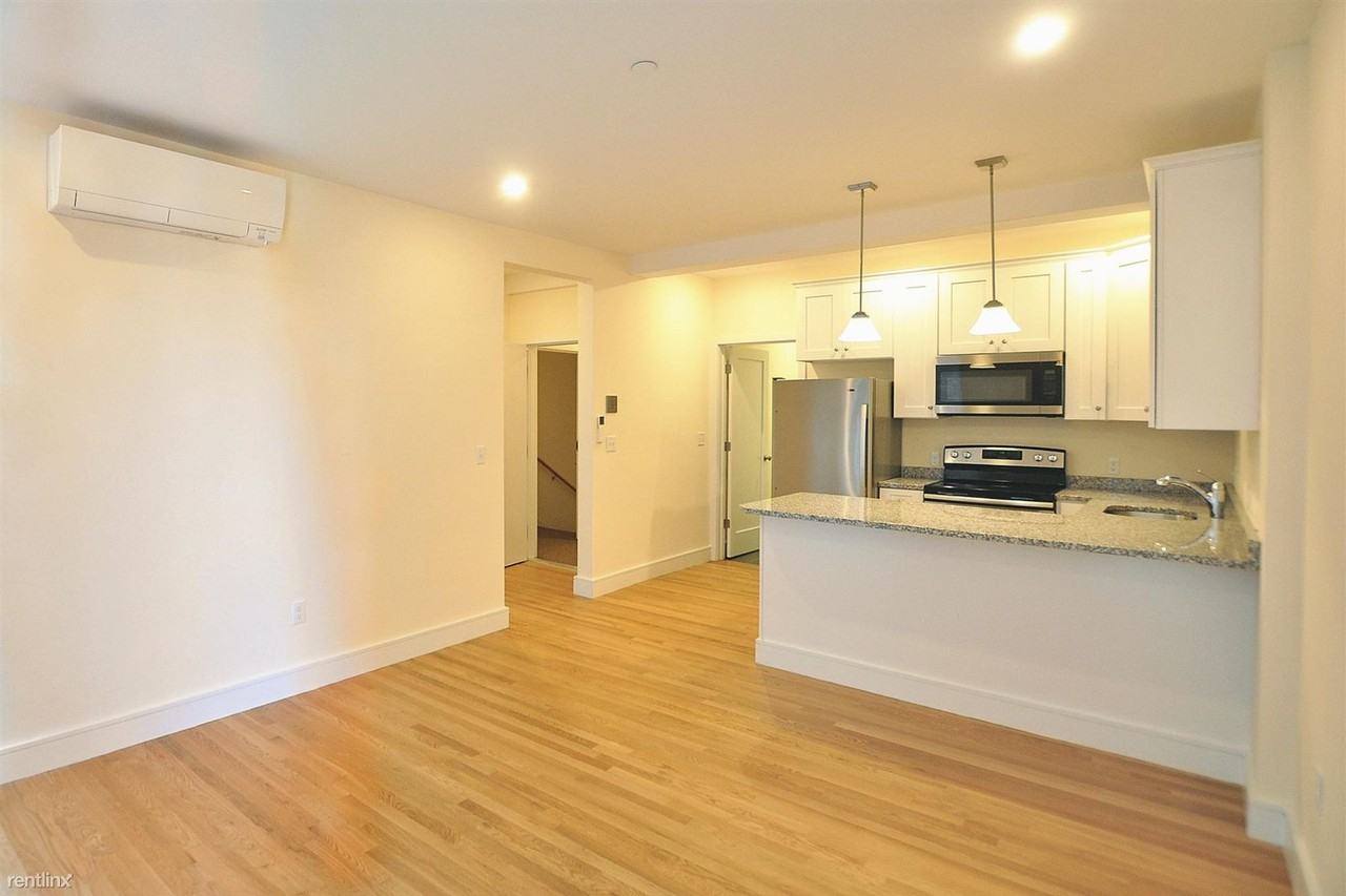 849 Beacon St - Photo 3 of 12