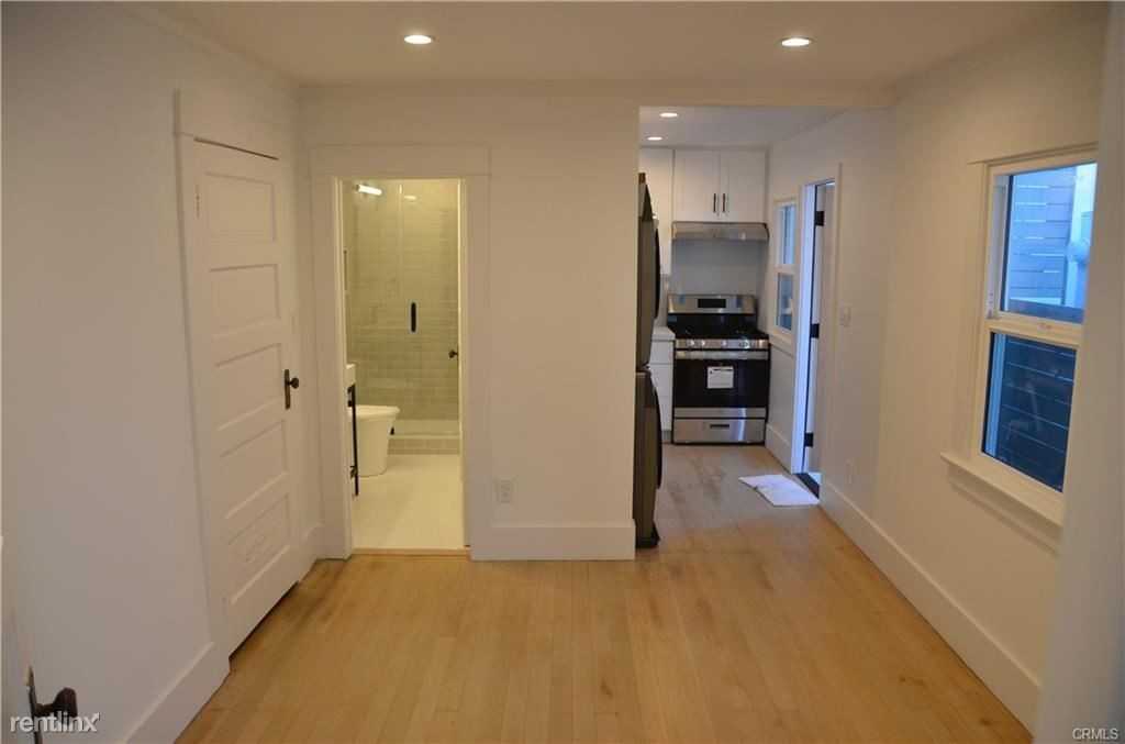 830 Monterey Blvd - Photo 3 of 9