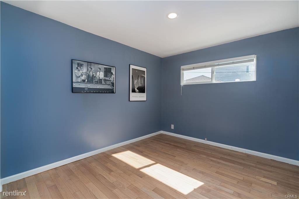 19318 Sturgess Dr - Photo 3 of 10