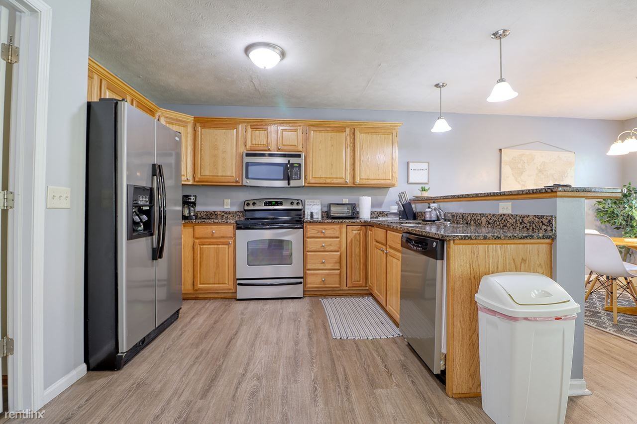 1928 N Gate Rd - Photo 3 of 30