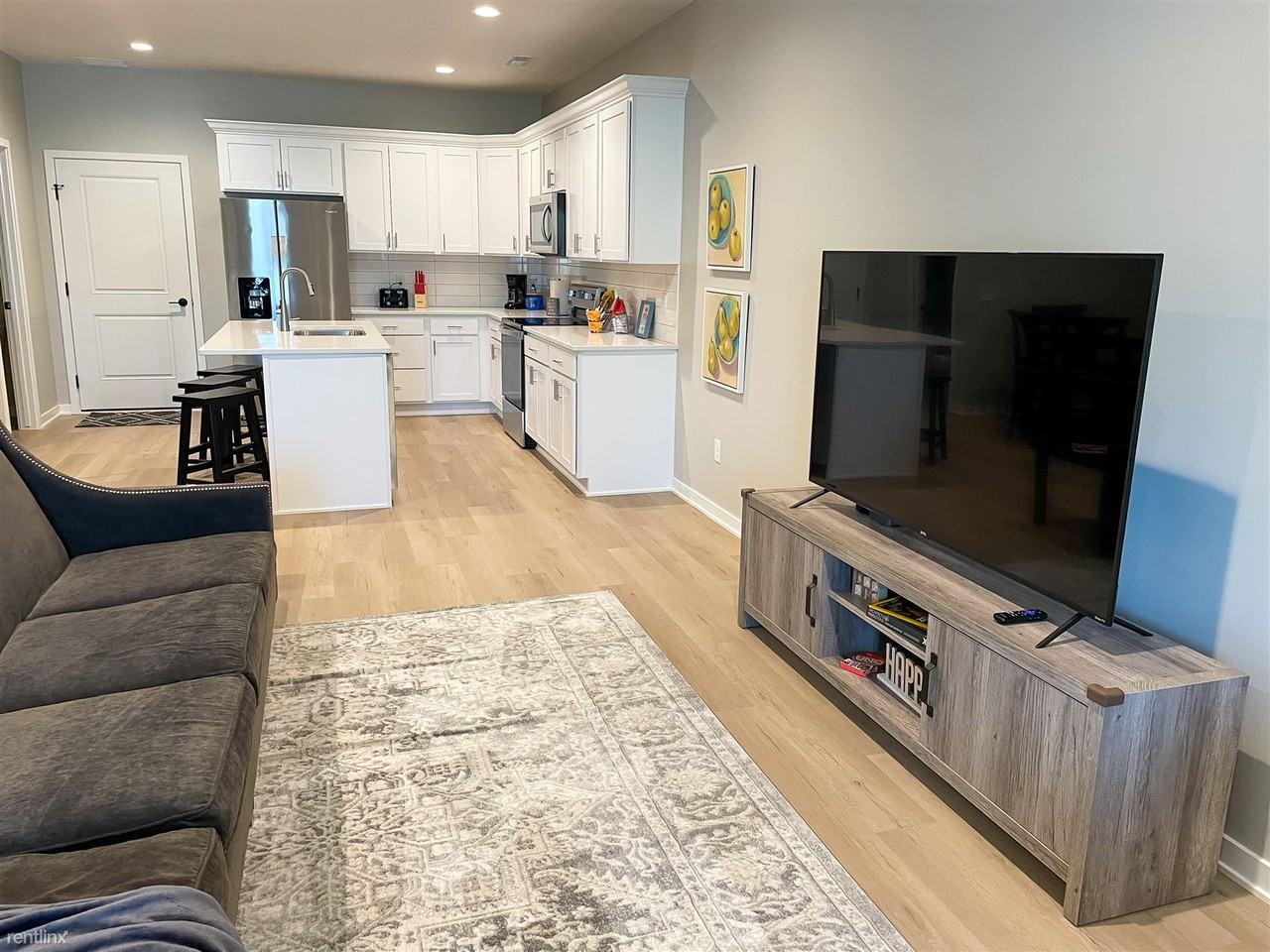 1534 N 14th St - Photo 2 of 49