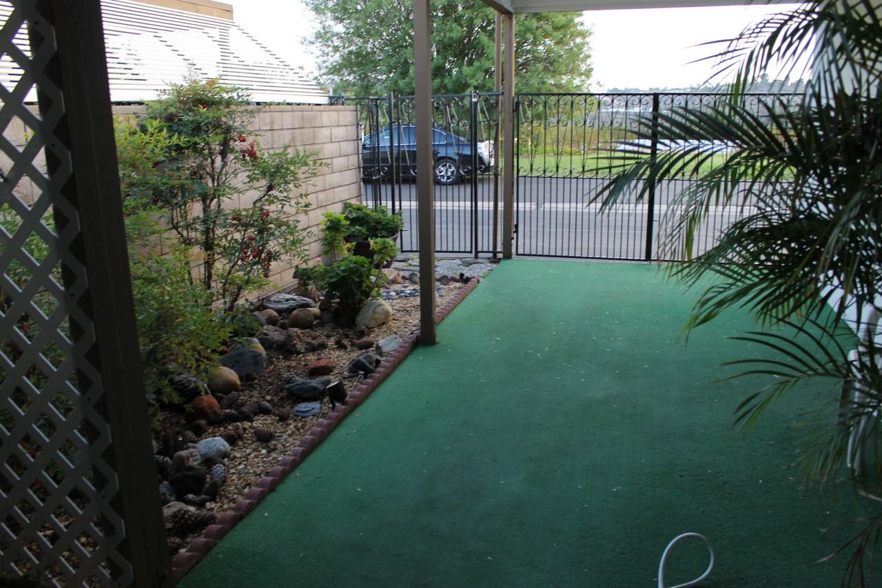 3536 Bartlett Ave - Photo 3 of 9