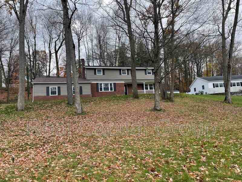 37 Hills Rd - Photo 2 of 21