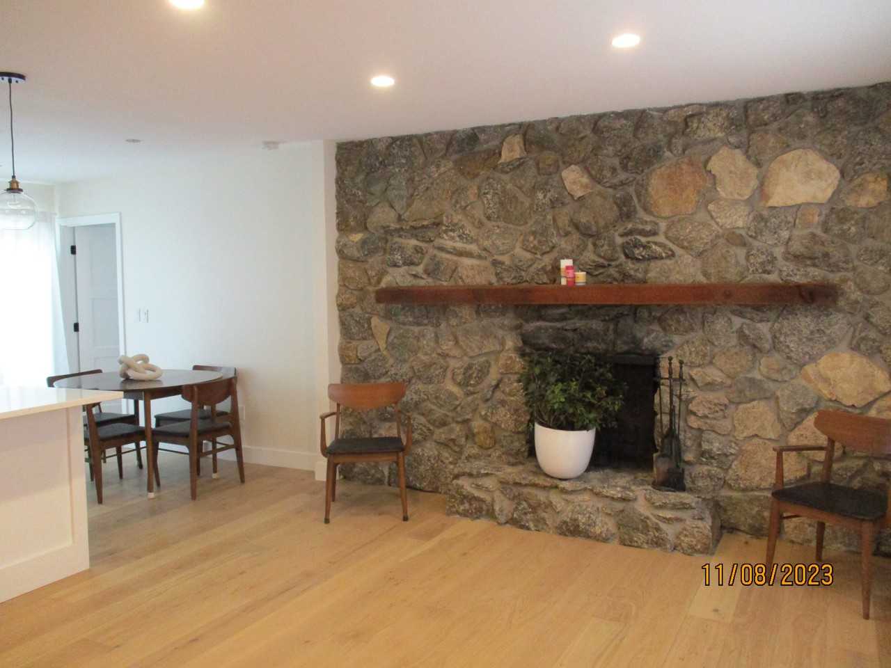 2318 N 7th St - Photo 3 of 14
