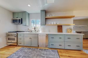 featured image of 837 Adams St Ne