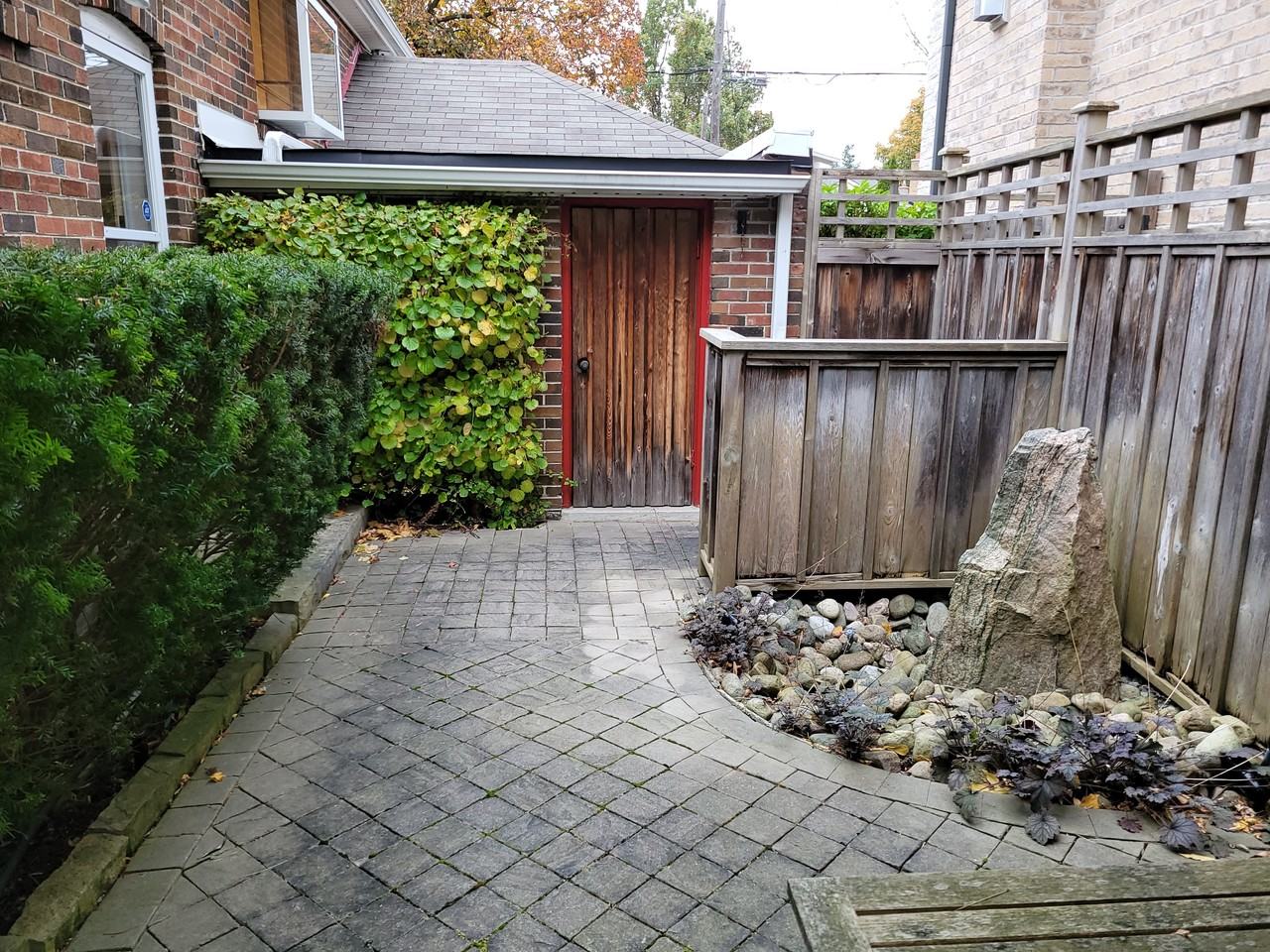 16 Gwendolen Crescent - Photo 2 of 8