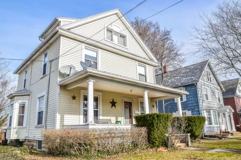 413 W Maple St #3 - Photo 1 of 1