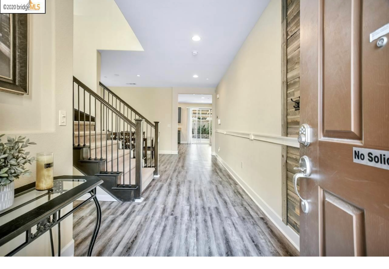 1536 Portofino Dr - Photo 2 of 6