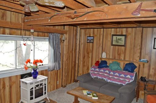 338 Deer Ln - Photo 2 of 22