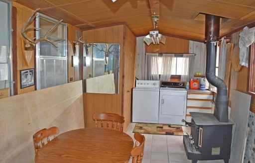 338 Deer Ln - Photo 3 of 22